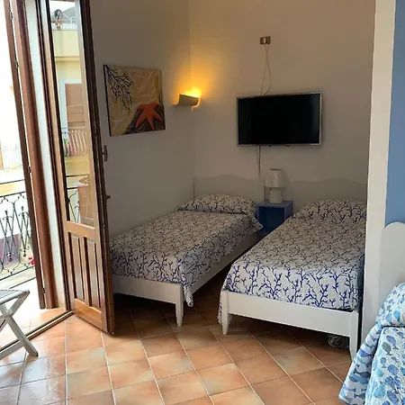 Apartment With Terraces And Private Jacuzzi - San Vito 400m From San Vito Lo Capo